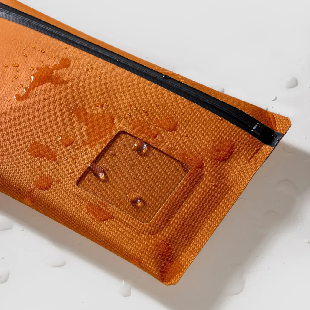 ELEMENT-FLAT-POUCH-EFP-WATERPROOF-POUCH-BURNT-ORANGE--4-min_2000x