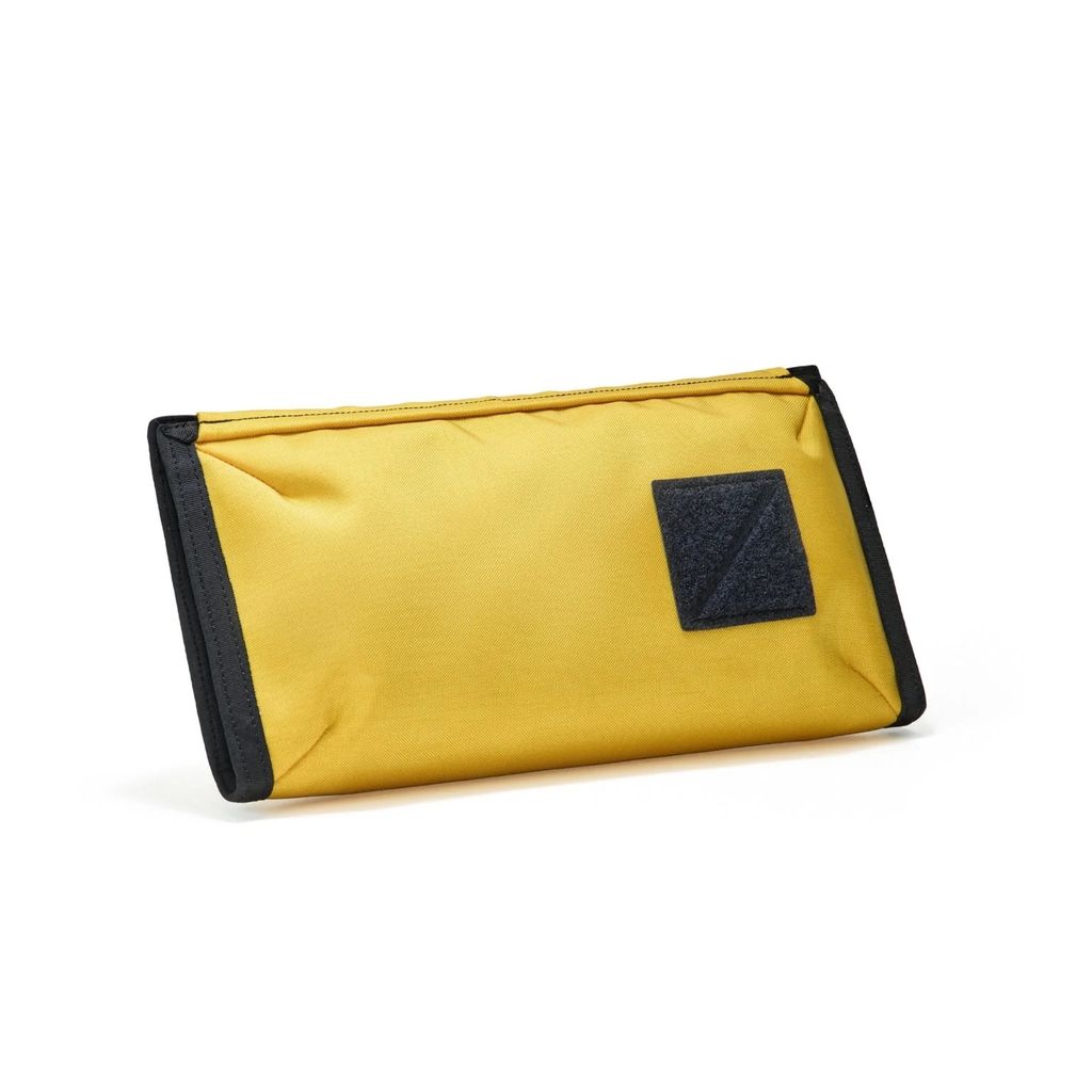 CIVIC-ACCESS-POUCH-1L-EXPEDITION-YELLOW-CAP1-FRONT-min_2000x