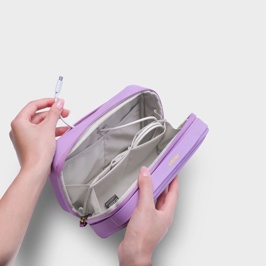 2-in-1TechPouch-Lilac-3_1b393cbb-6d6a-4678-a2ac-57f542b5d2c6