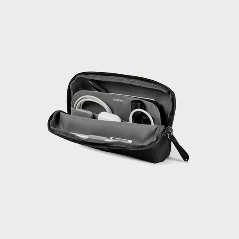 DeskPouch-Black-2_750x