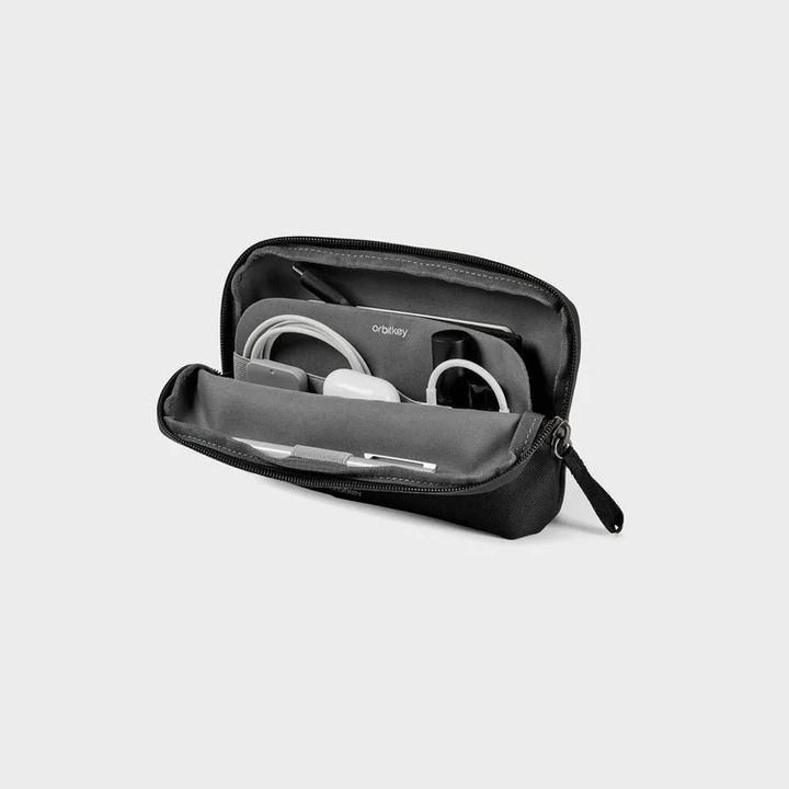 DeskPouch-Black-2_750x