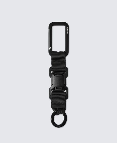 MagneticFlickCarbiner-01