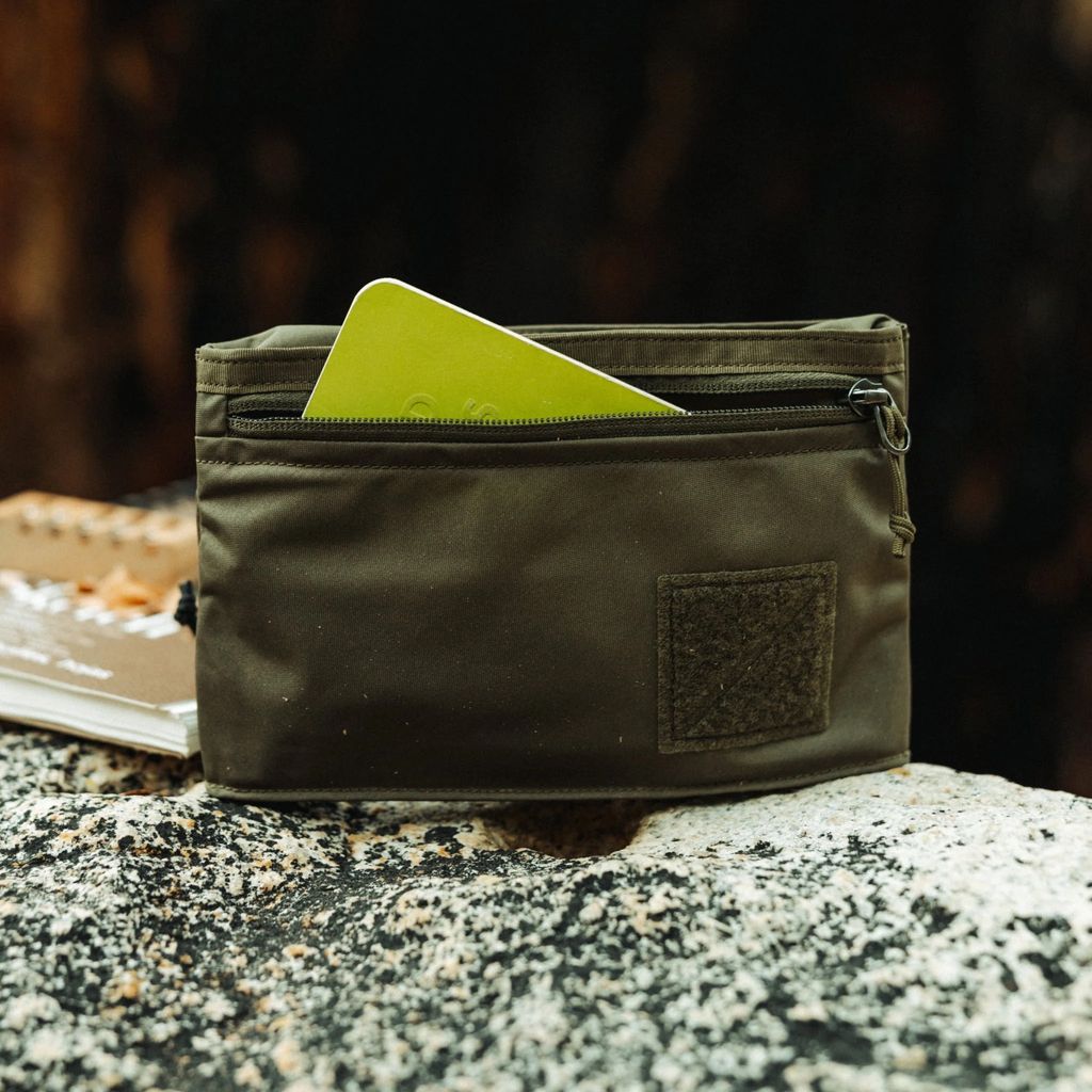 CIVIC-Flat-Pouch-OD-Green-Outdoor-Kit-Lifestyle-4_3_1