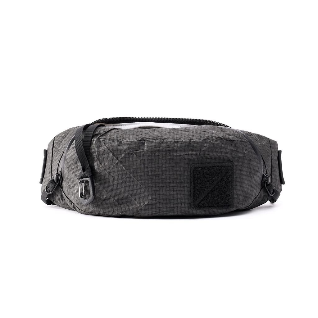 CIVIC-ACCESS-SLING-1L-ULTRA-BLACK-MAGIC-CAS1-front-key-leash_1