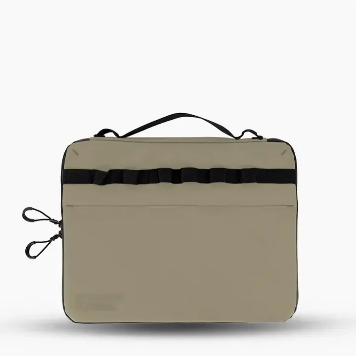 13-LaptopCase-YumaTan-Front