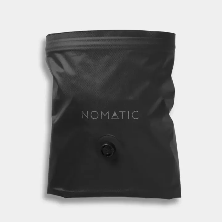 ACVBLG-BLK-02_VacuumBag-Large_NOMATIC_ECOMM_08