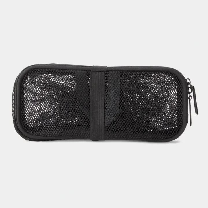 ACLN00-BLK-01_LaundryBag_Nomatic_Front_20190702