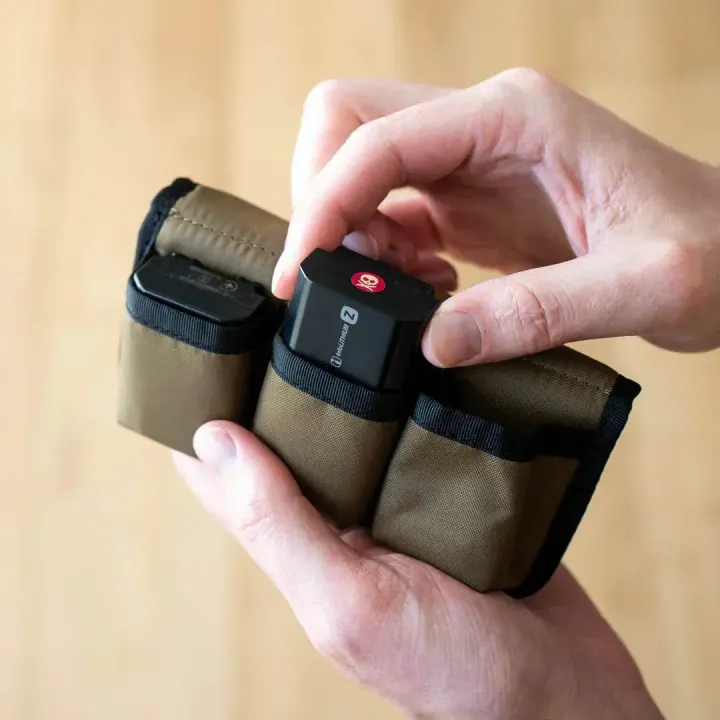 nomatic-battery-case-3