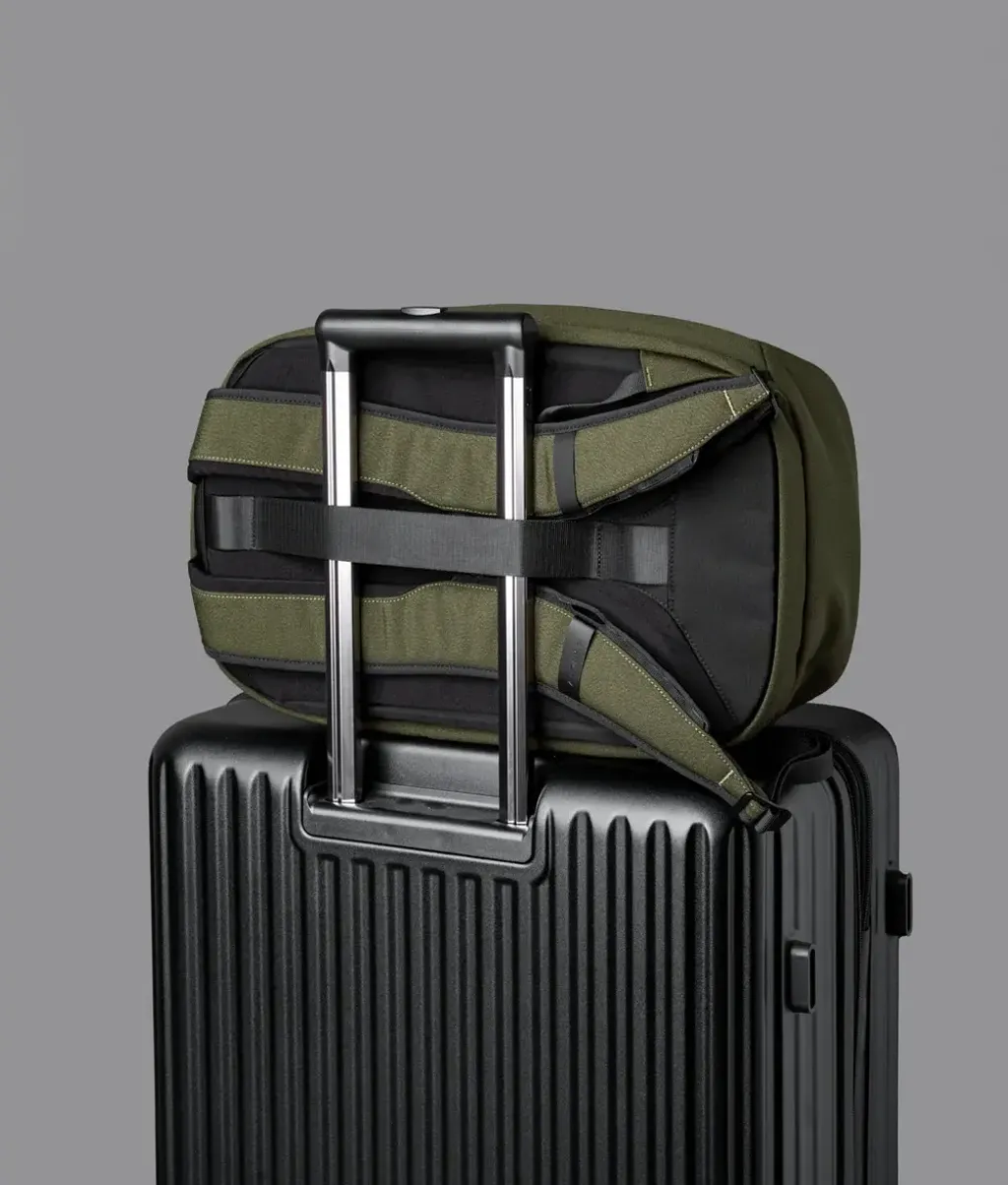 METRO_BACKPACK_24L_AXOFLUX_GREEN_38