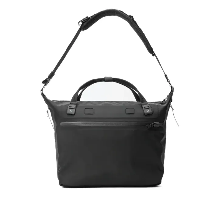 shoulder-bag-men-9100_2048x