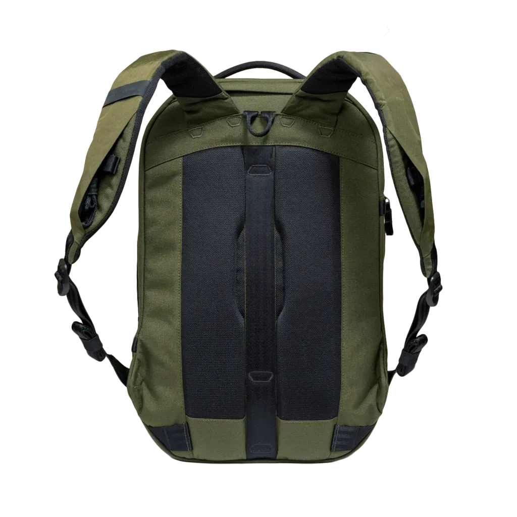 DSF4395EarthGreen_backpanel_1680x_a8717161-6475-40ac-a6d1-adf743c06c2f