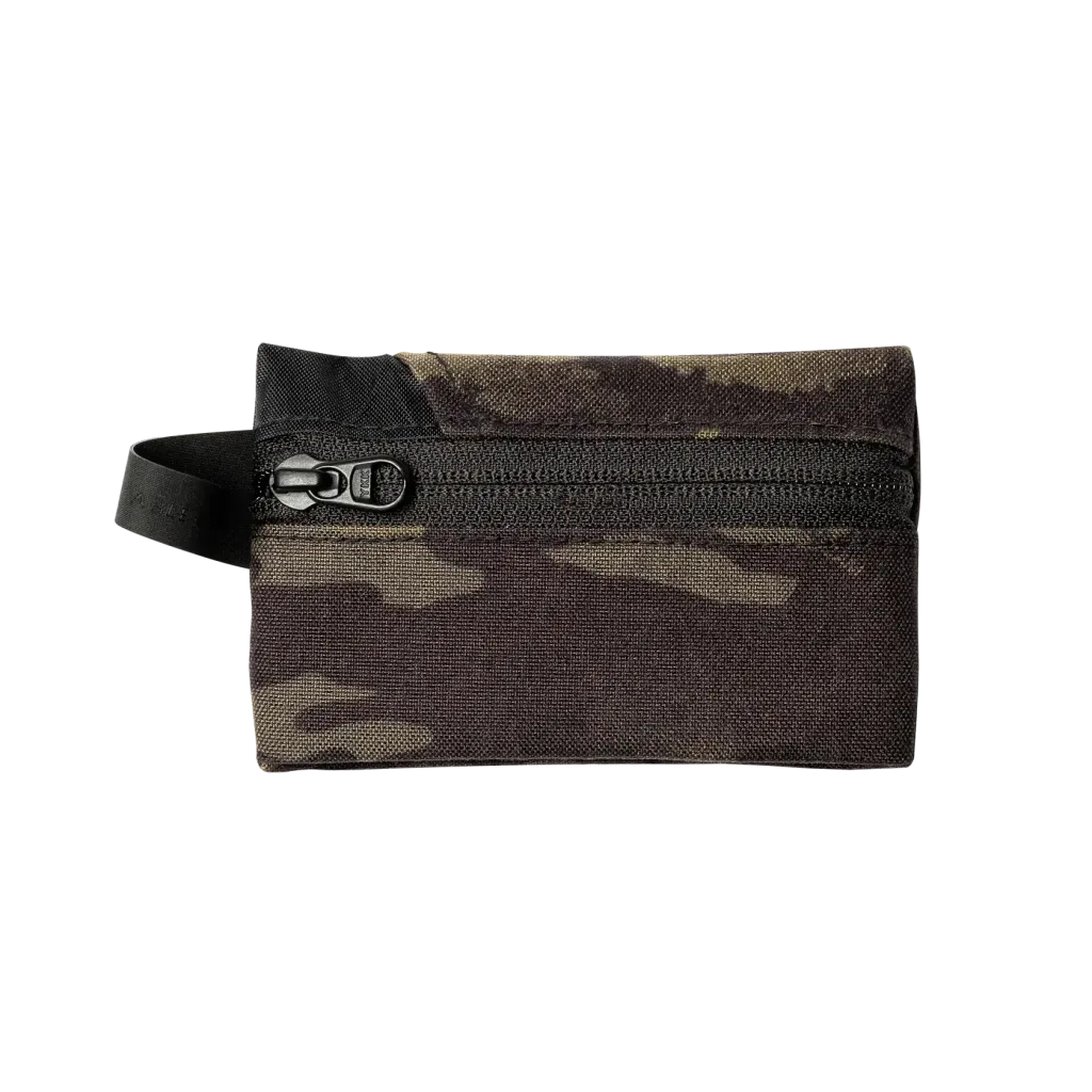 AbleCarry_JoeyPouch_X-pac_DarkForest_1_1680x_d7ce0ddd-b658-4839-824a-6a2489257a24
