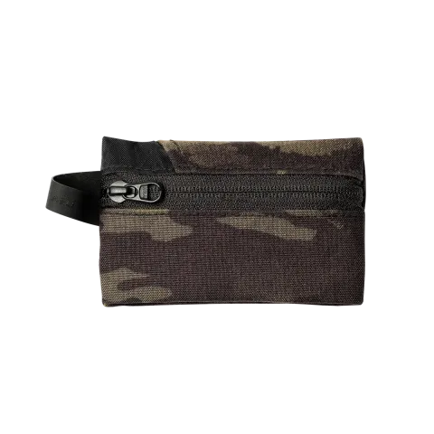 AbleCarry_JoeyPouch_X-pac_DarkForest_1_1680x_d7ce0ddd-b658-4839-824a-6a2489257a24