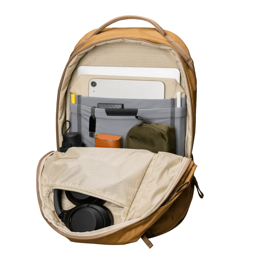 DailyPlusX-PacCoyoteBrown_Open_1680x