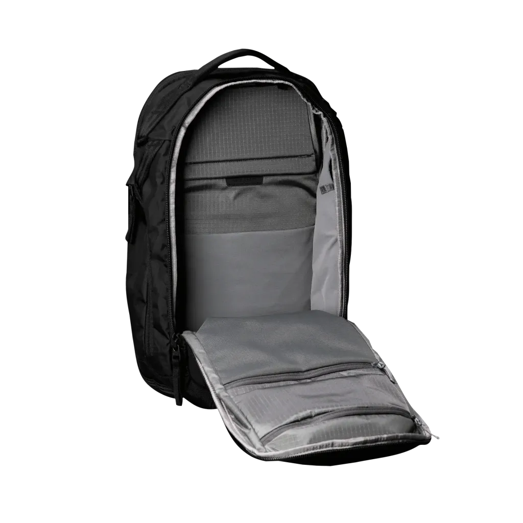 MaxEDC_TarmacBlack_Open_daf0827b-340d-4d72-9fc8-cfdfb347b42a_1680x