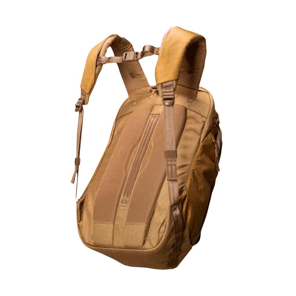 MaxEDC_DesertBrown_Hanging_f5e11008-9ad4-44e5-911d-c9c2378aabb6_1680x