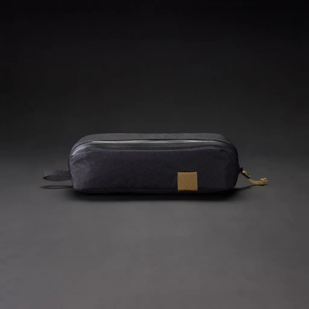 CIVIC-ACCESS-POUCH-05L-CAP05-BLACK-COYOTE-X-PAC-SIDE-min_2000x