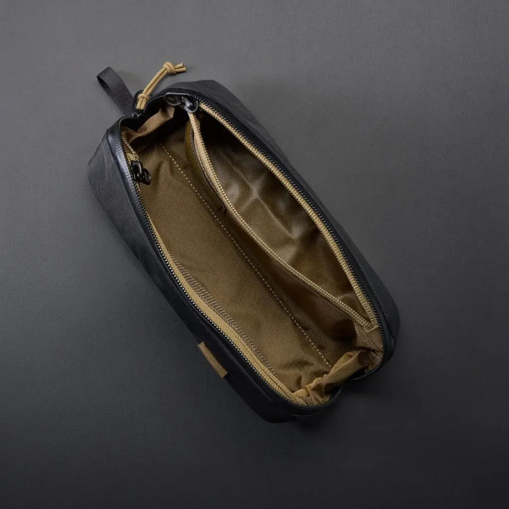 CIVIC-ACCESS-POUCH-05L-CAP05-BLACK-COYOTE-X-PAC-OPAQUE-POCKET-min_2000x