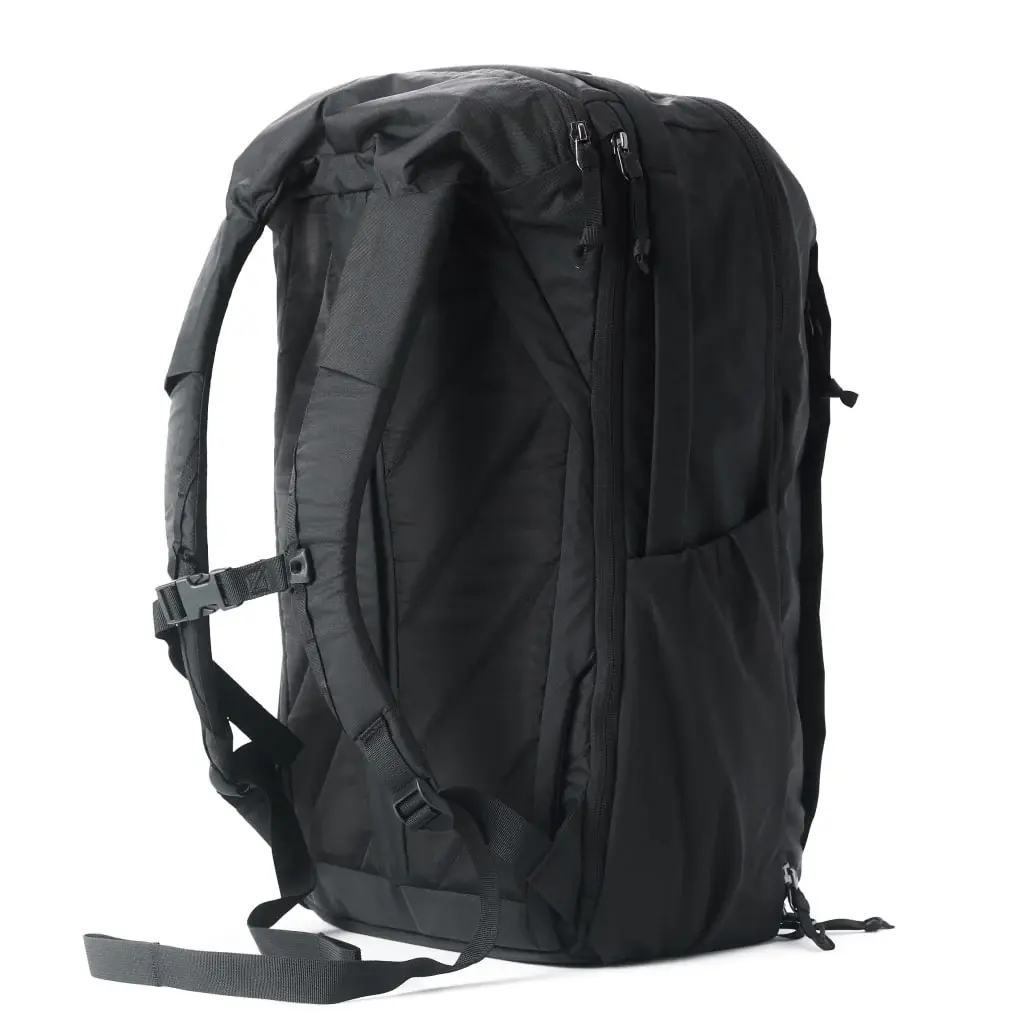 EVERGOODS CIVIC TRAVEL BAG 35L 內部展示