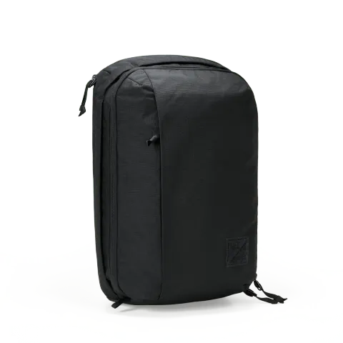 CIVIC-PANEL-LOADER-16L-CPL16-SOLUTION-DYED-BLACK-FRONT-transparent-min_2000x