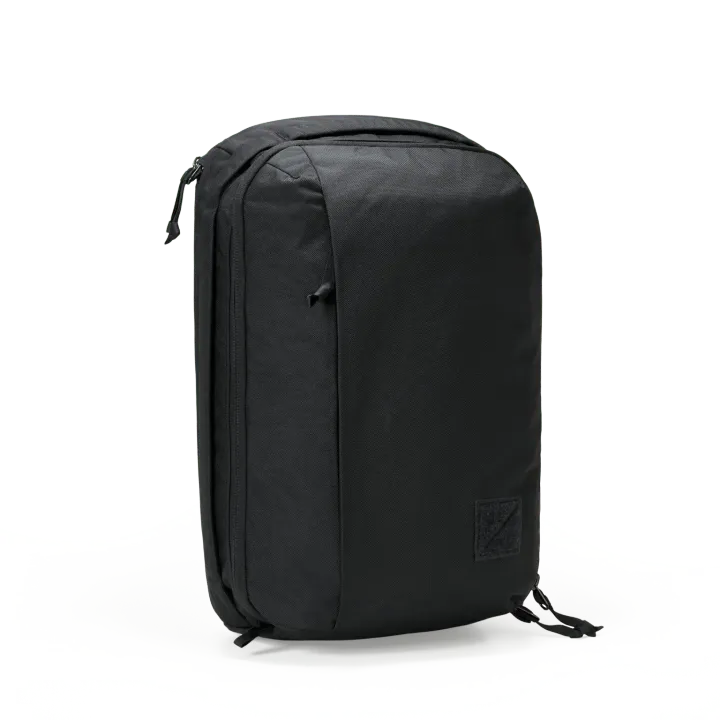 CIVIC-PANEL-LOADER-16L-CPL16-SOLUTION-DYED-BLACK-FRONT-transparent-min_2000x