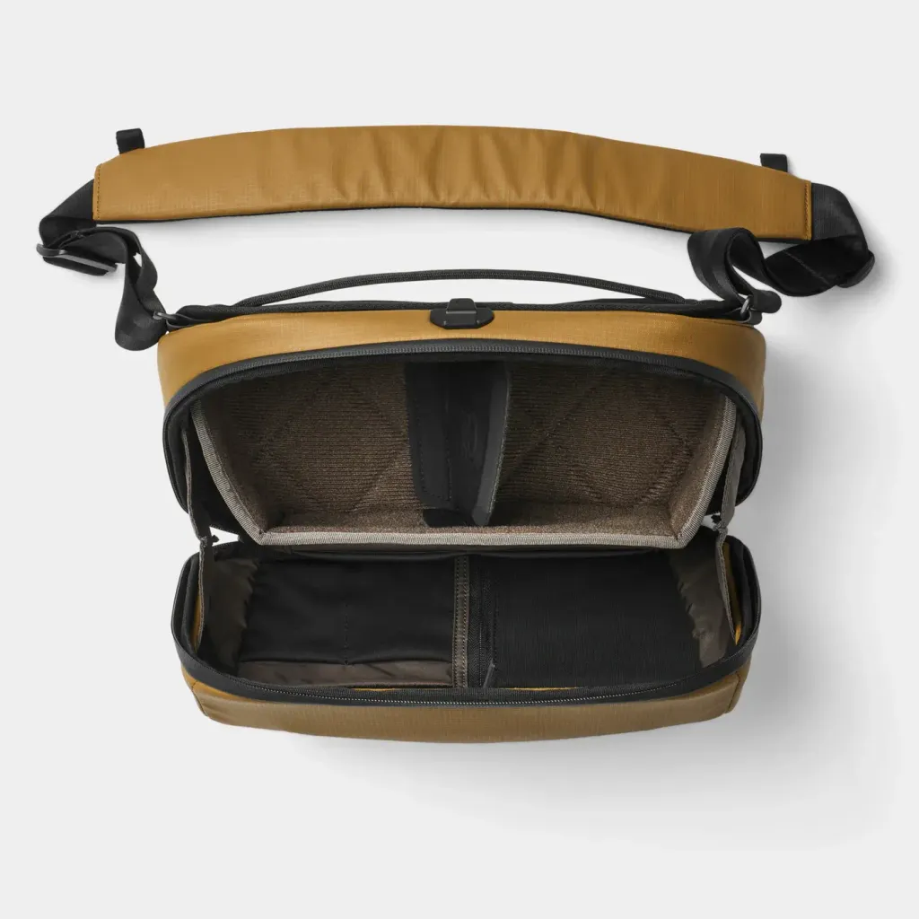 CARO30-03-Front_804da429-cbaf-441f-96c8-27e12e12fa44