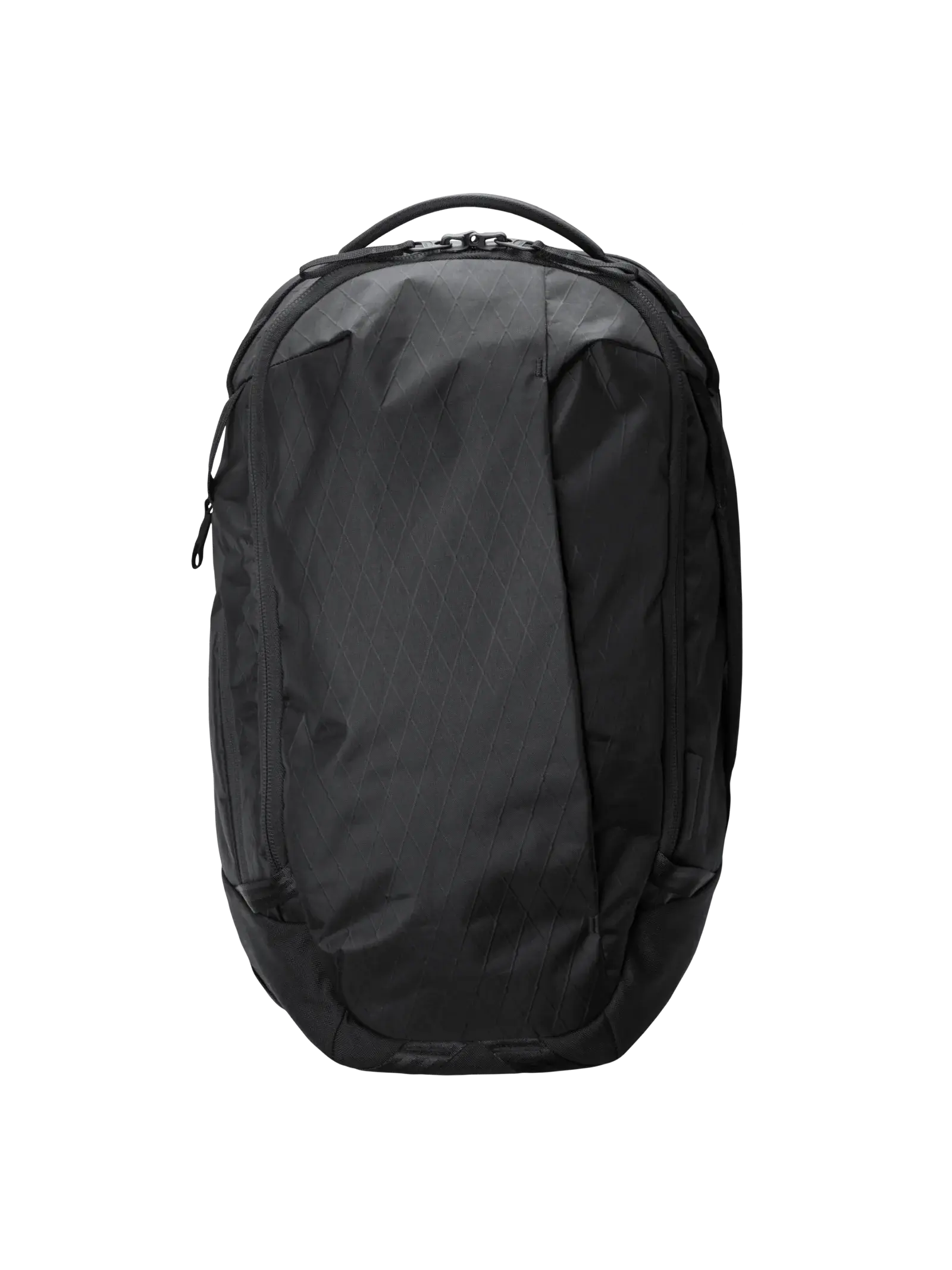 ABLE CARRY Max Backpack 32L 旅行情境