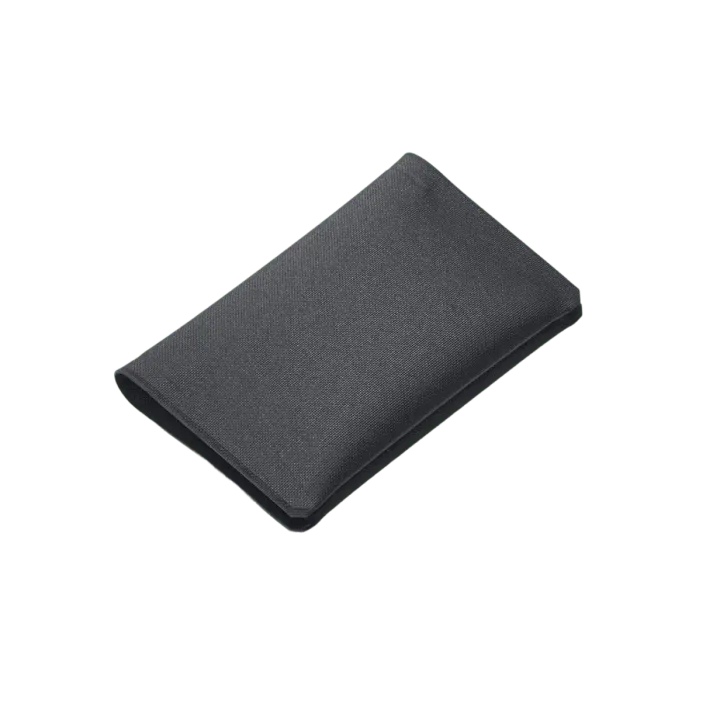 ELEMENT-CARD-WALLET-Solution-Dyed-Black-closed-front-min_2000x