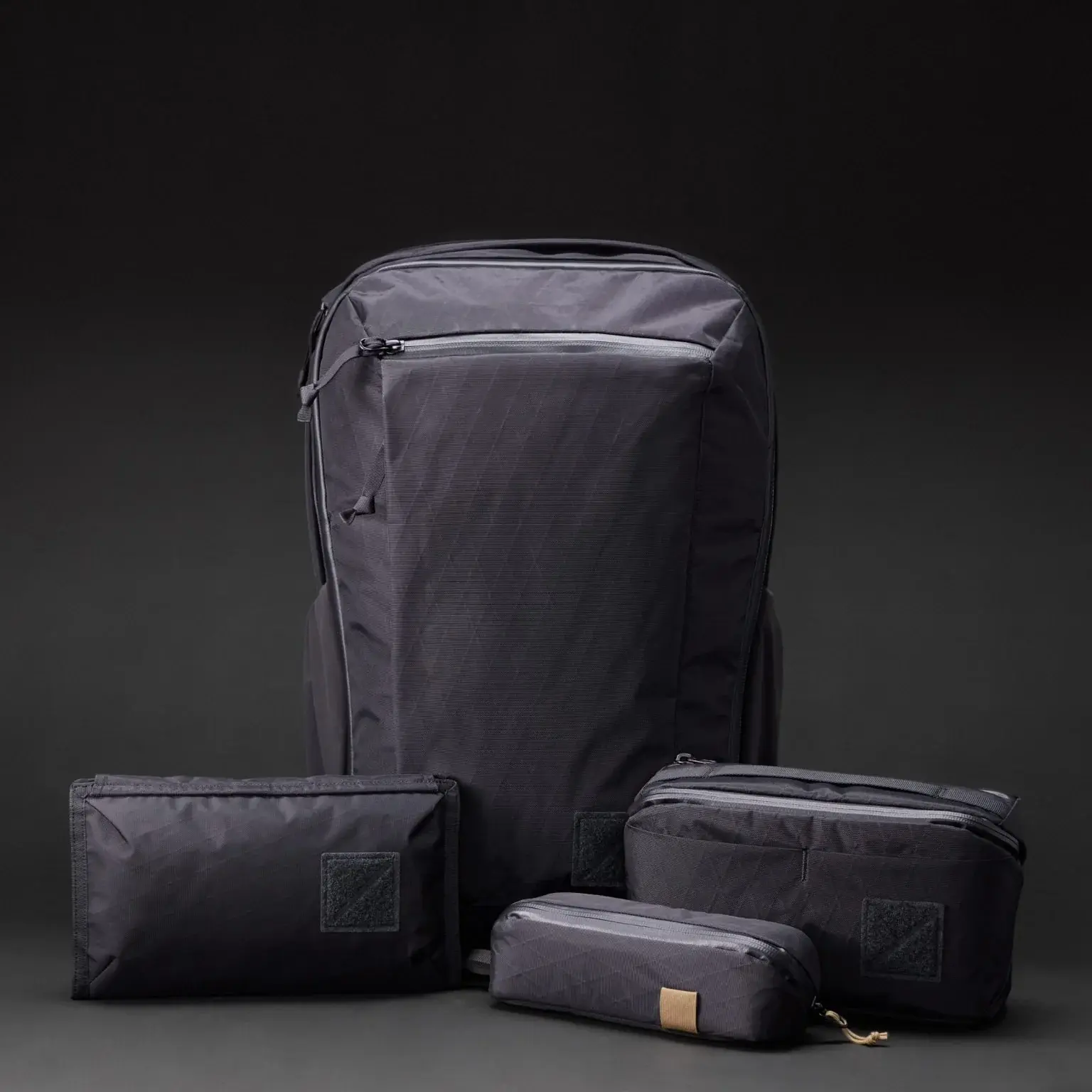 EVERGOODS CIVIC TRAVEL BAG X-Pac 布料特寫