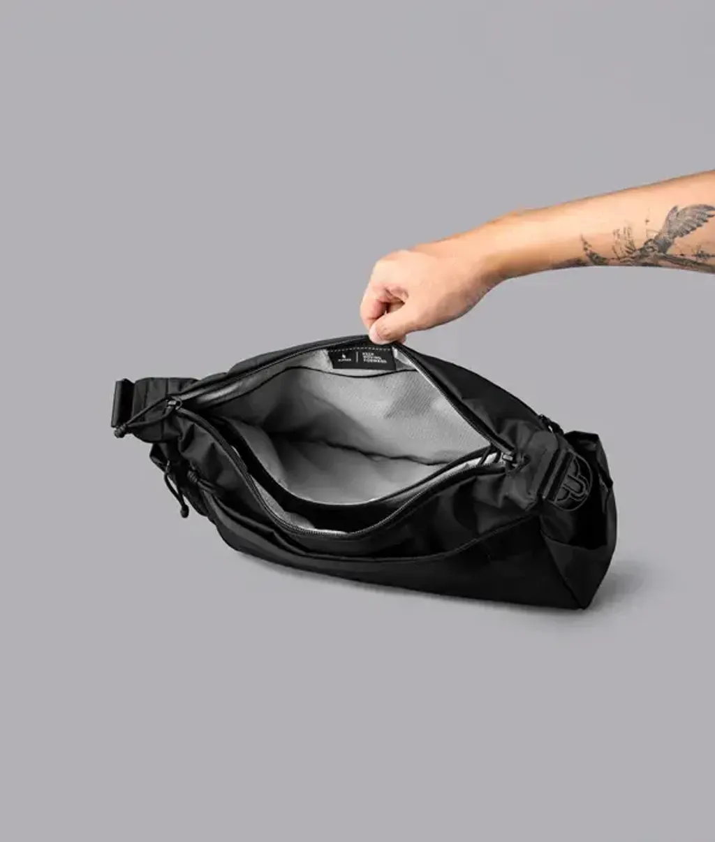 FlightSatchelAxoflux210DBlack_0015