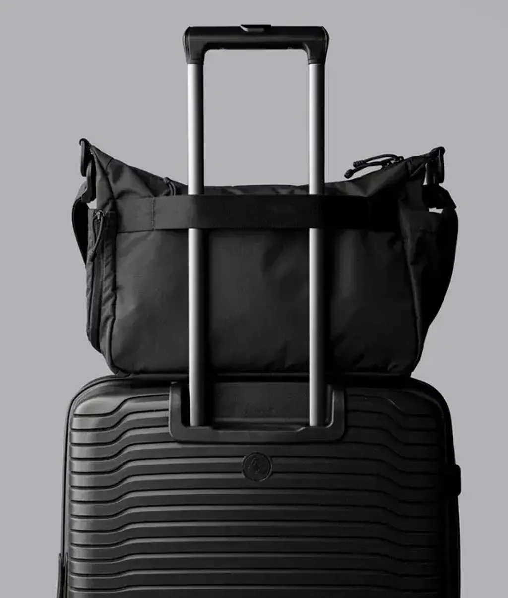 FlightSatchelAxoflux210DBlack_0020