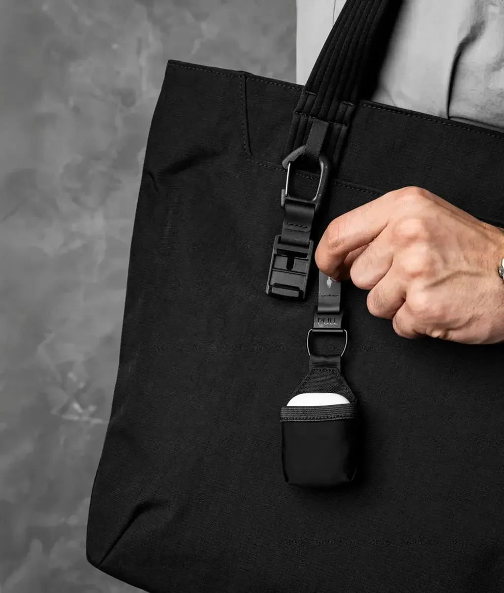 FlightToteAxoflux400DBlackLarge_0026