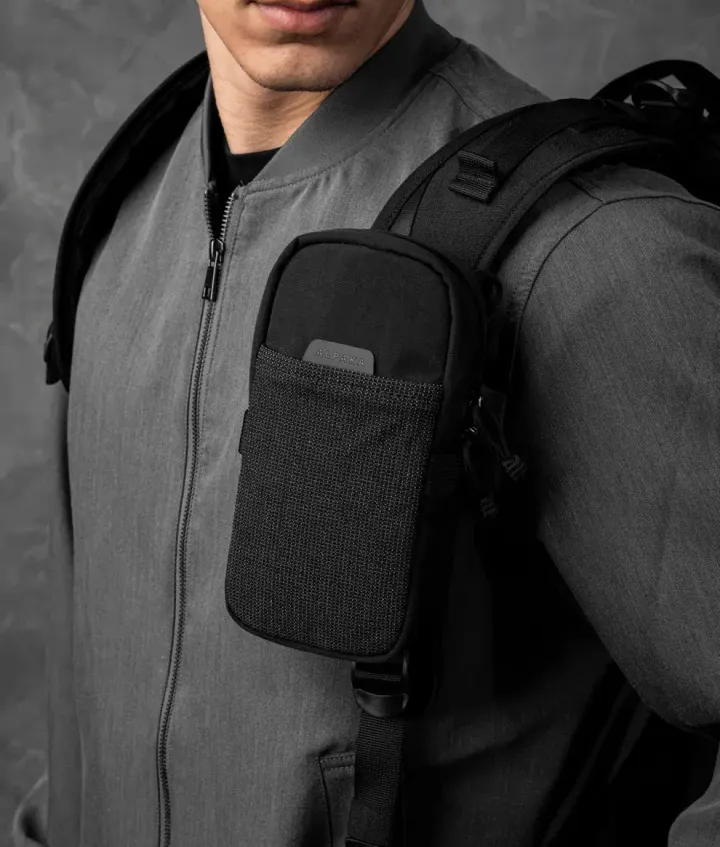 ModularShoulderPocketMaxAxoflux400DBlack_WashedNylon__0019