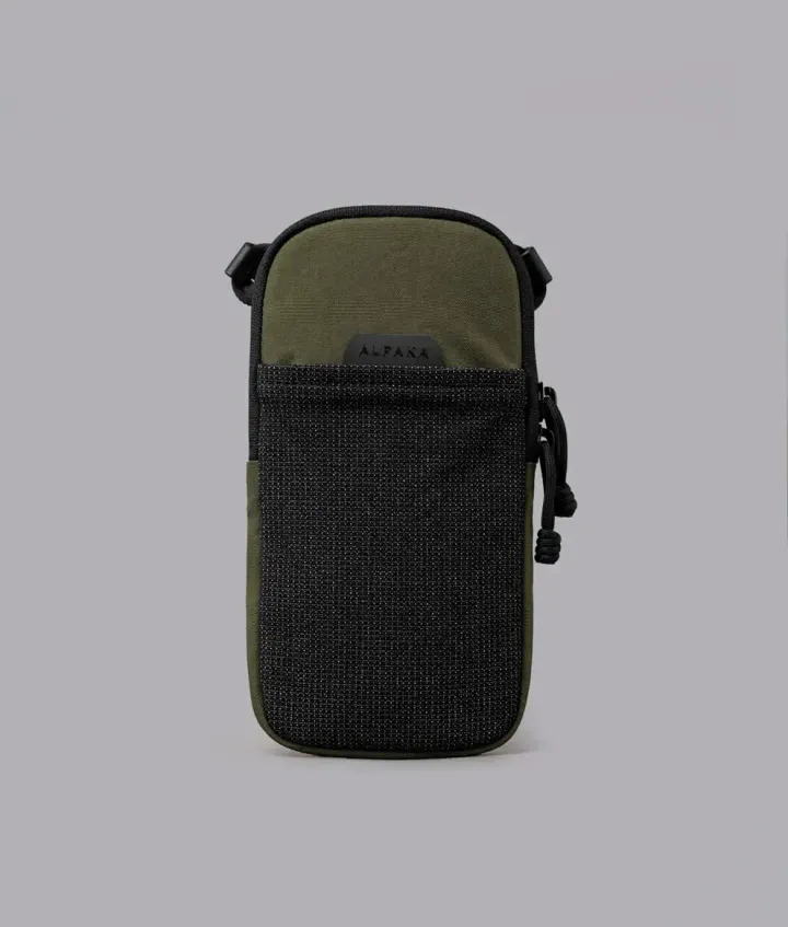 ModularShoulderPocketSlimAxoflux400DGreen_WashedNylon__0005_be9d38fa-5516-4115-a4a1-5da520b8e64c
