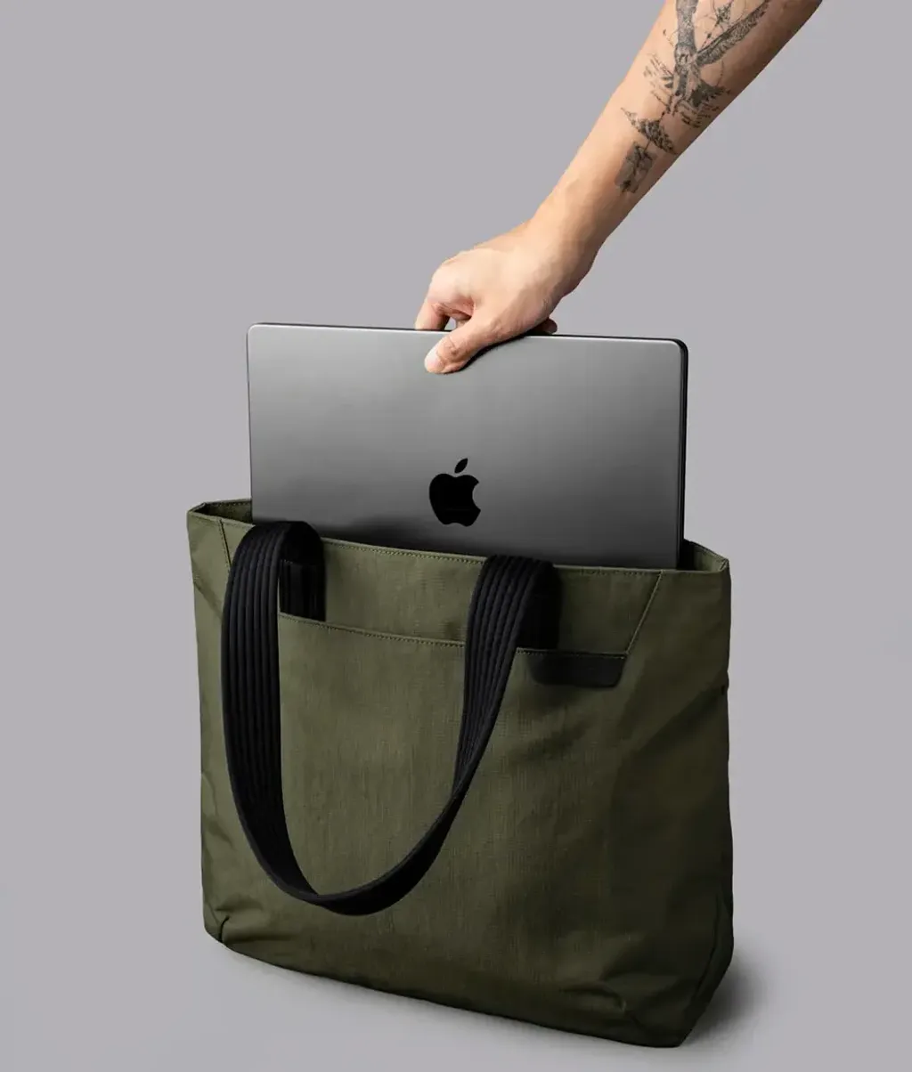 FlightToteAxoflux400DGreenMedium_0005