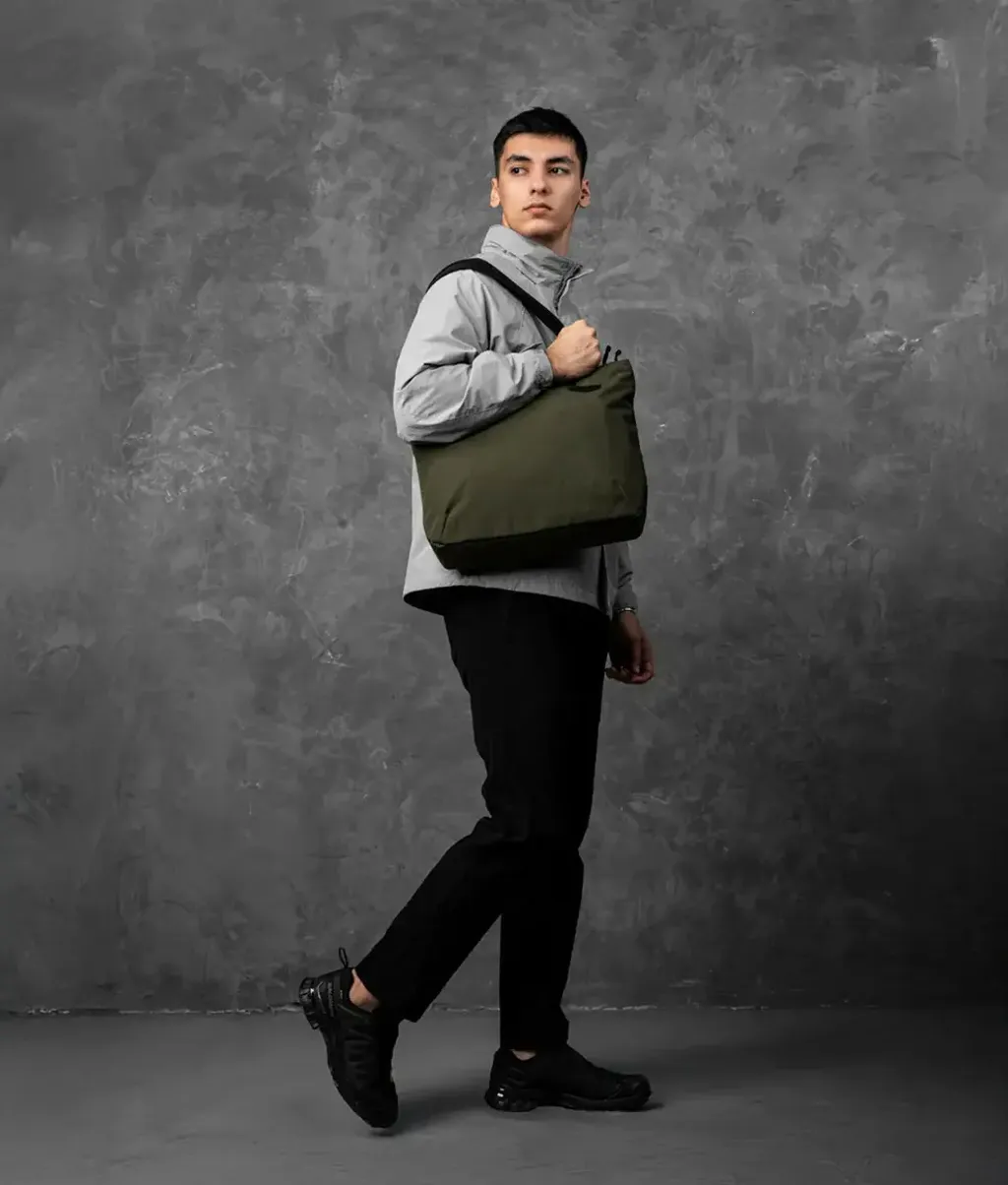 FlightToteAxoflux400DGreenMedium_0025