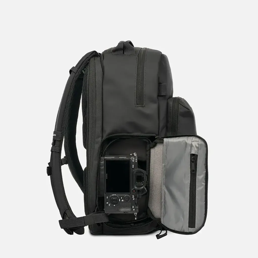 PRVKE31POCKET-BLACK-CAMERAACCESS-OW