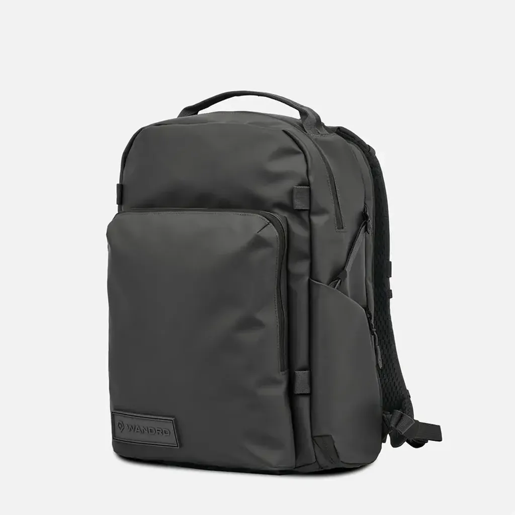 PRVKE31POCKET-BLACK-ANGLED-OW