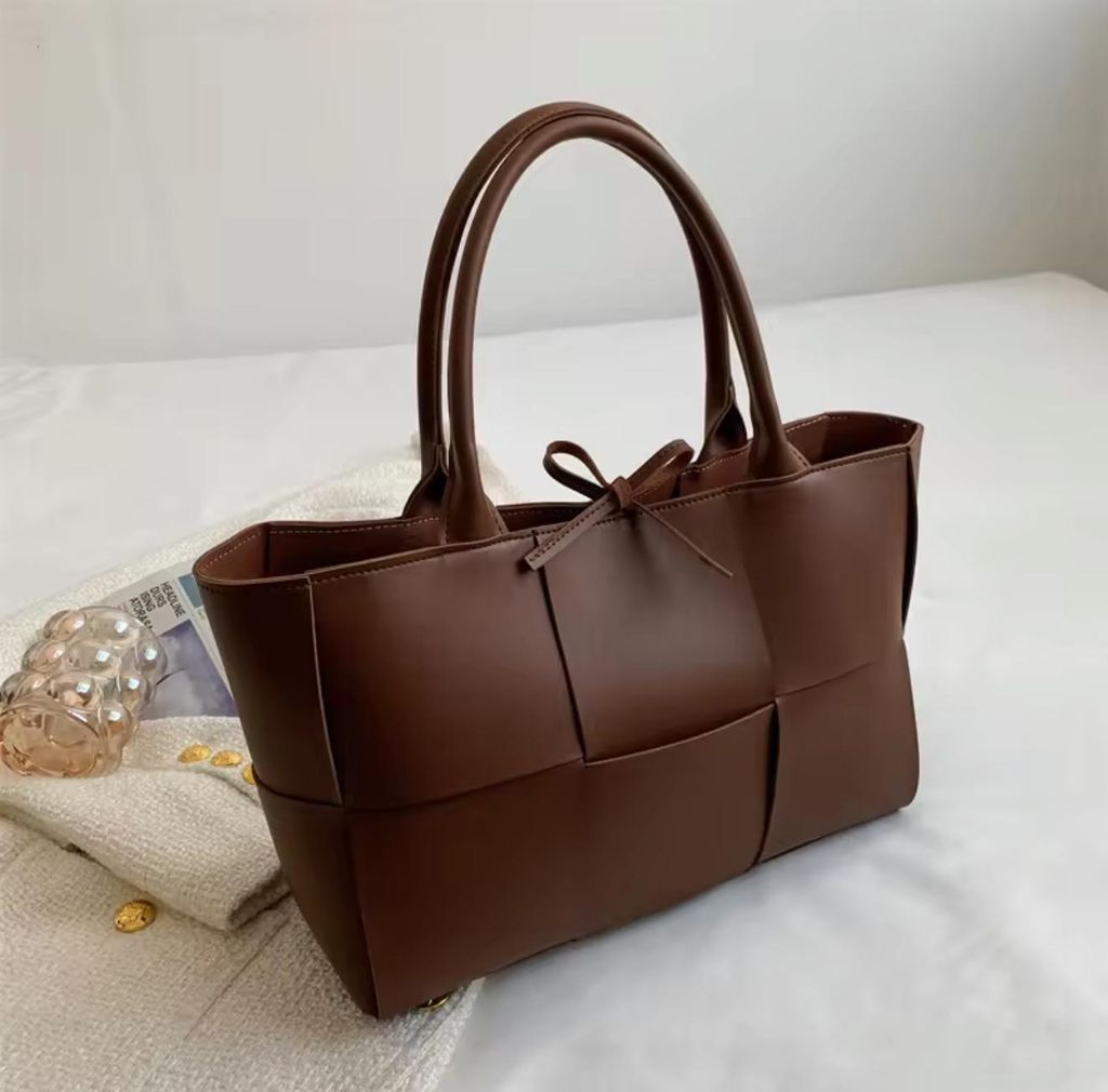 Anna- dark brown
