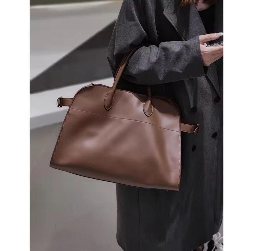 cassidy- dark brown