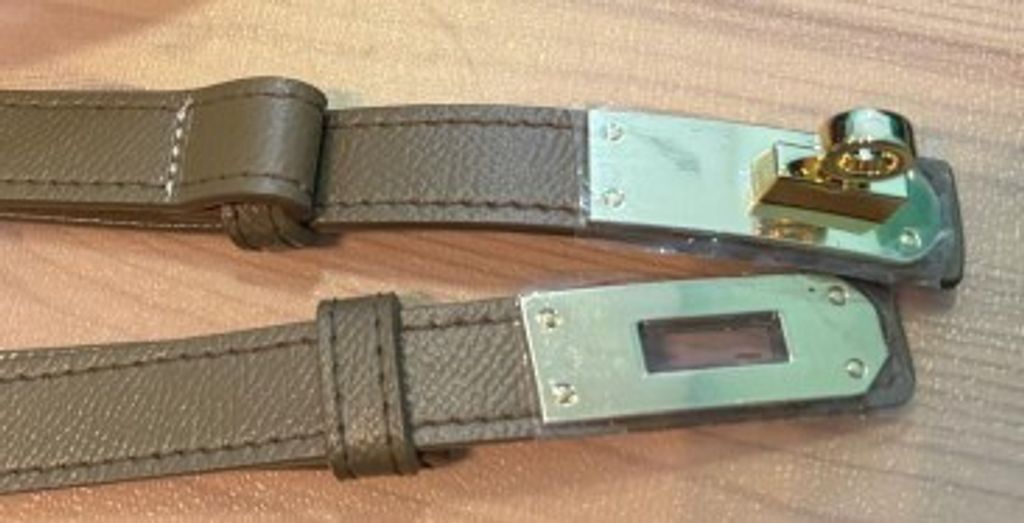 belt- gold buckle - grey