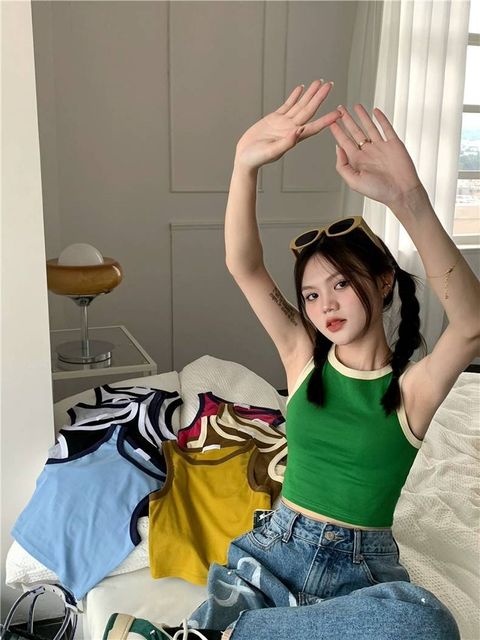美式复古撞色吊带背心女春季2025新款短款修身内搭外穿别致上衣潮1