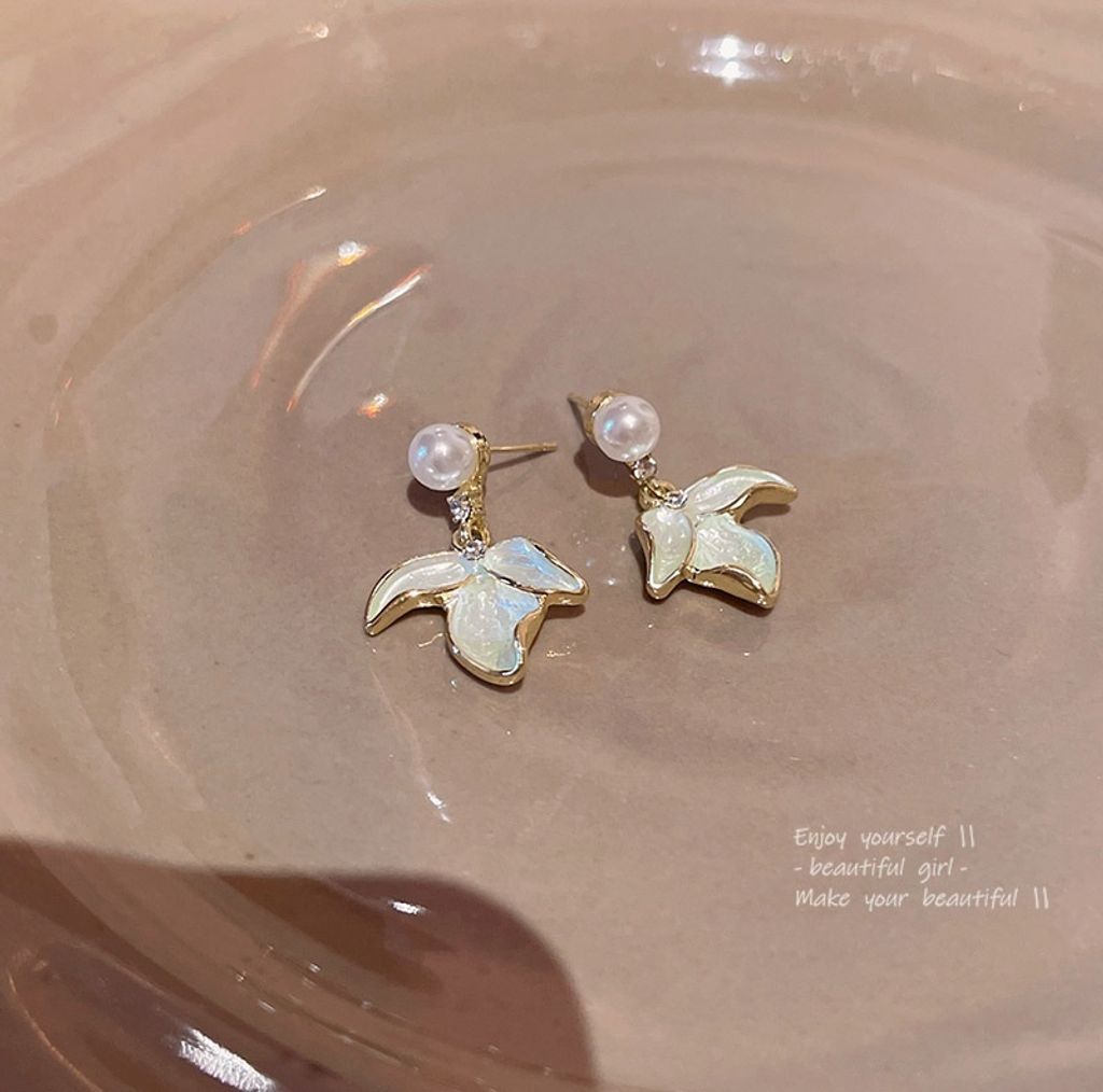 M35-85827 韓系氣質甜美花瓣珍珠925銀針耳環2