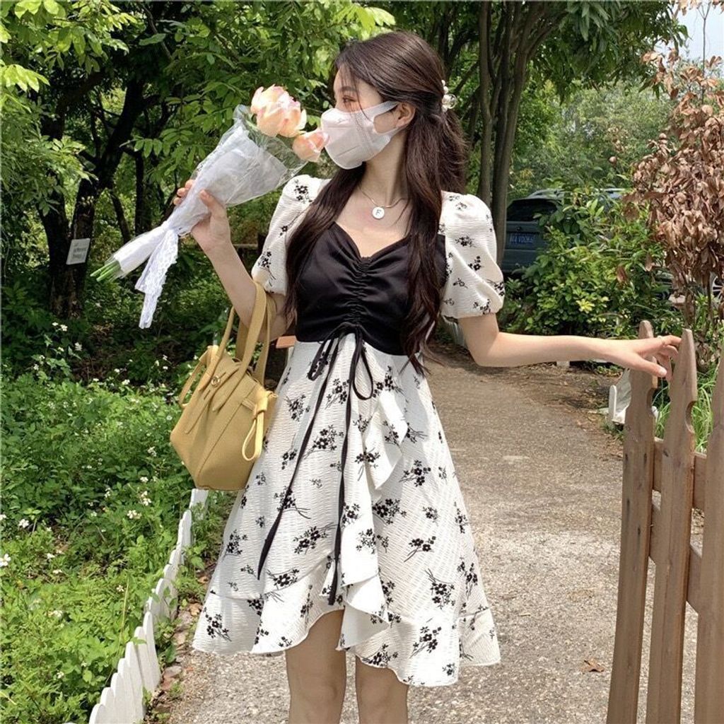 MCJY396夏季甜美碎花顯瘦方領拼接連衣裙1