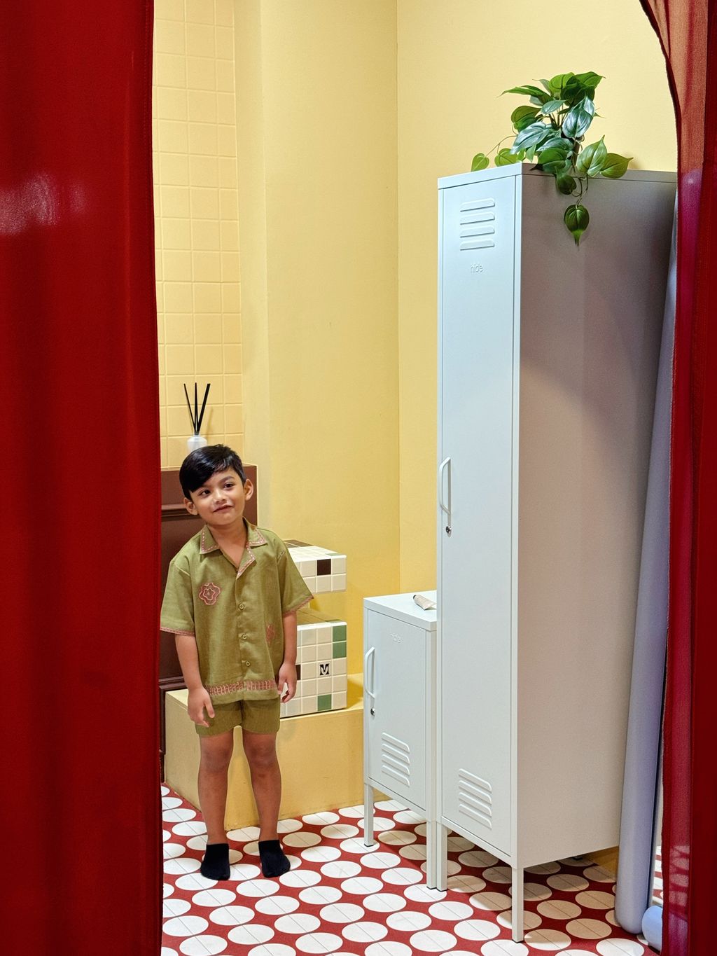 RNI-Films-IMG-5D61C278-5D4F-40E7-A0BB-BF6B7A522079-1733569360978