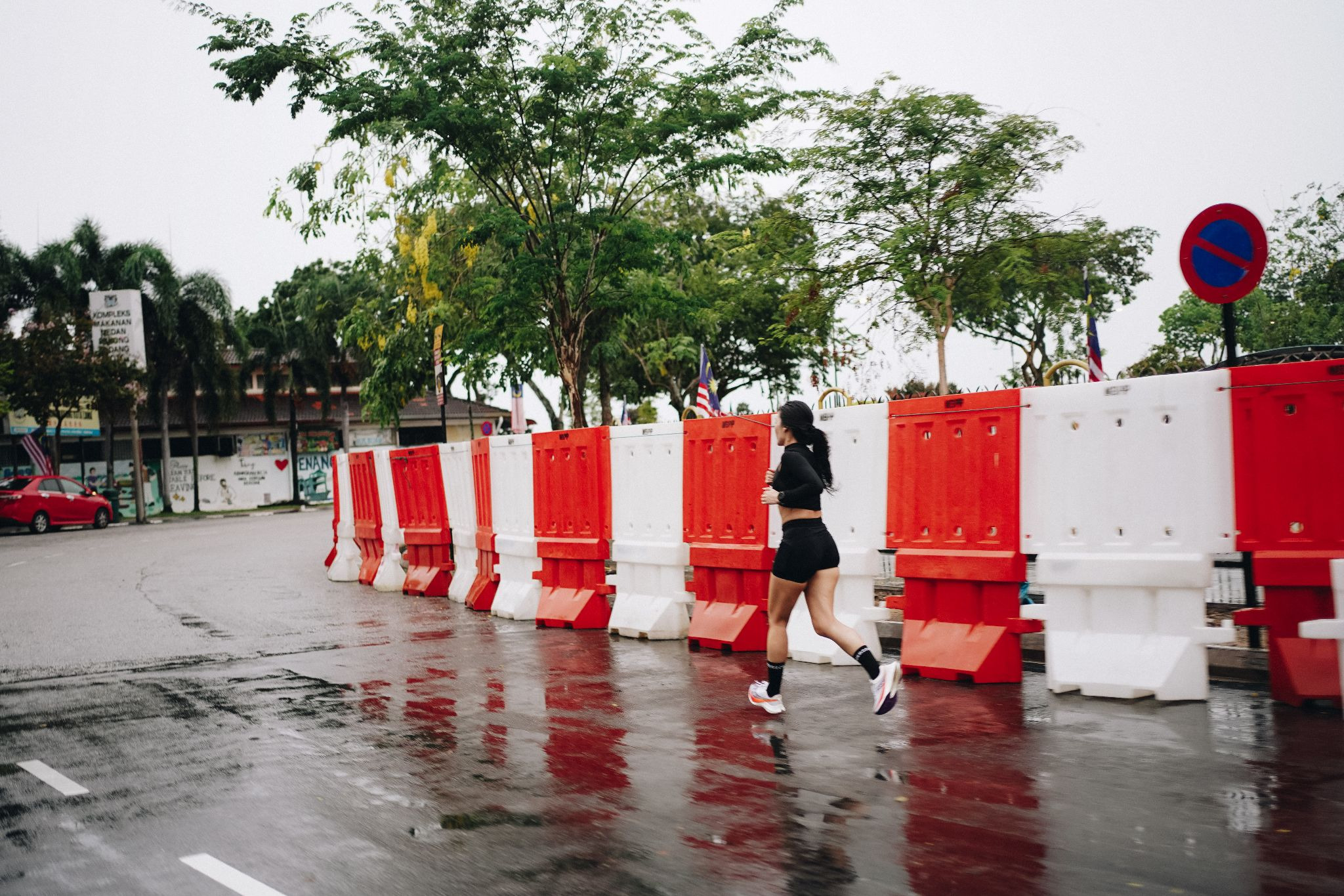 How to Clean and Care for Running Shoes in Rainy or Tropical Conditions | Sprint MY 