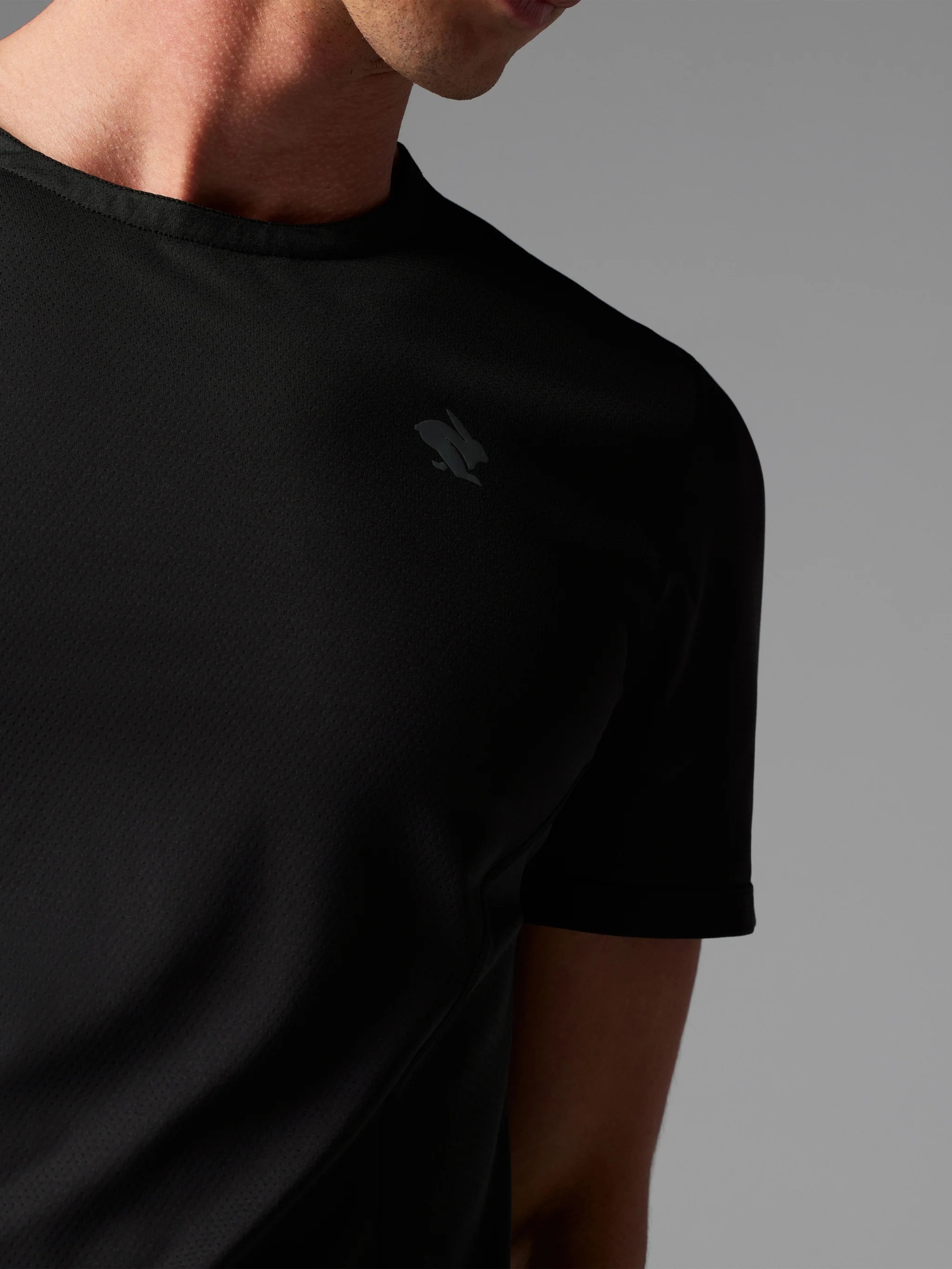 M TEMPO TEE SS BLACK (5)