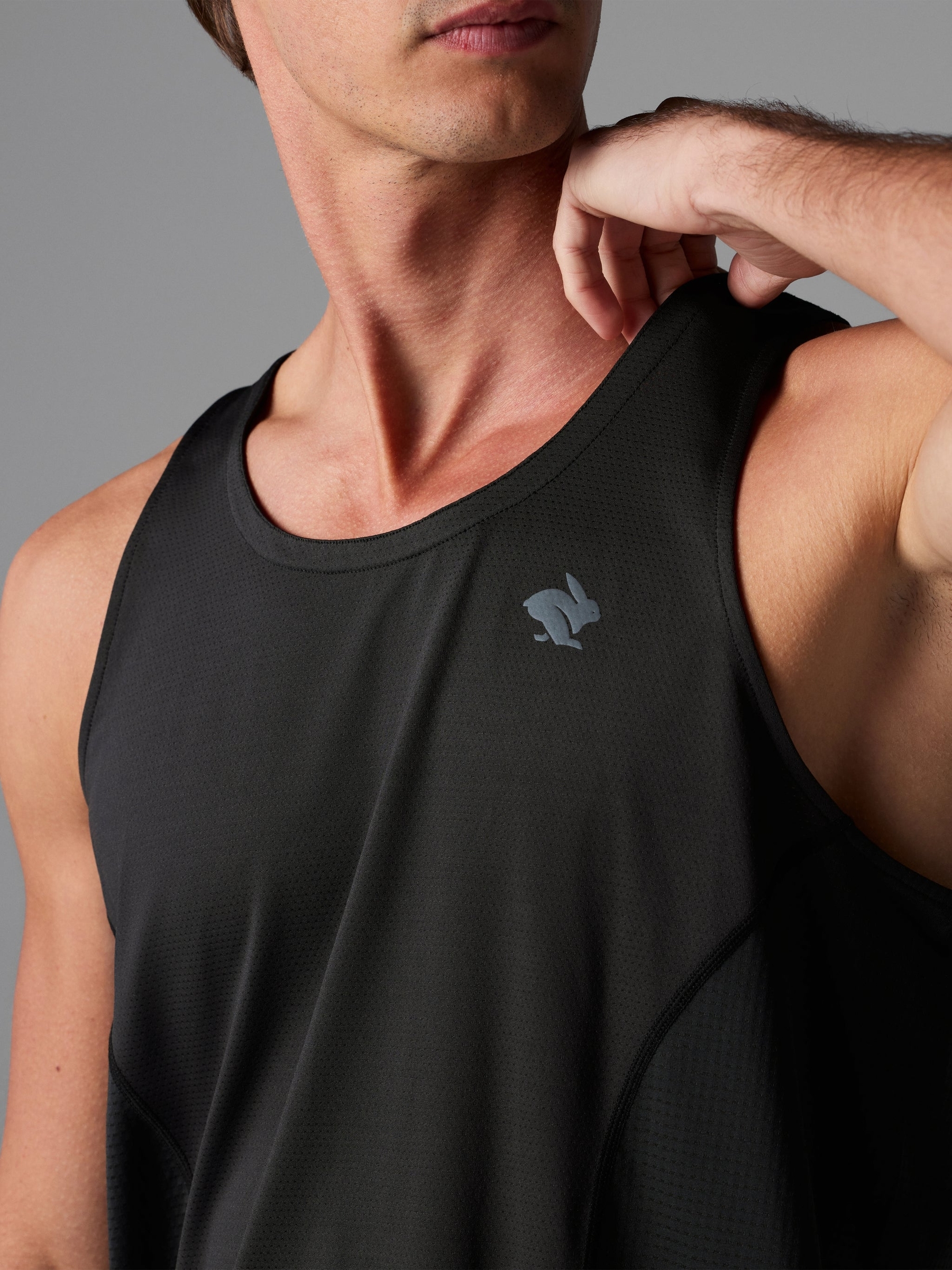 M TEMPO TANK BLACK (4)
