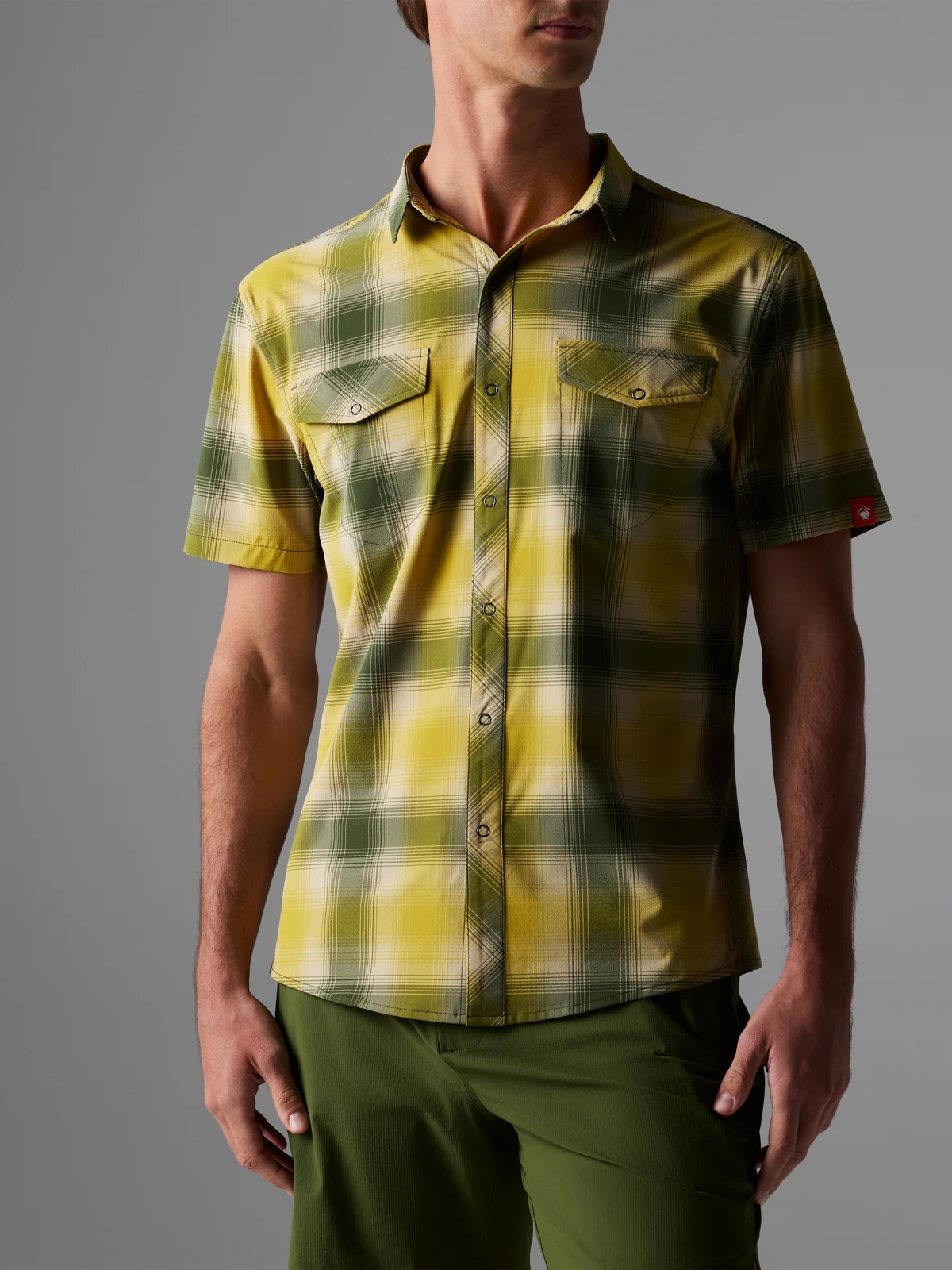 M HIGH COUNTRY SS CHIVE PLAID (1)