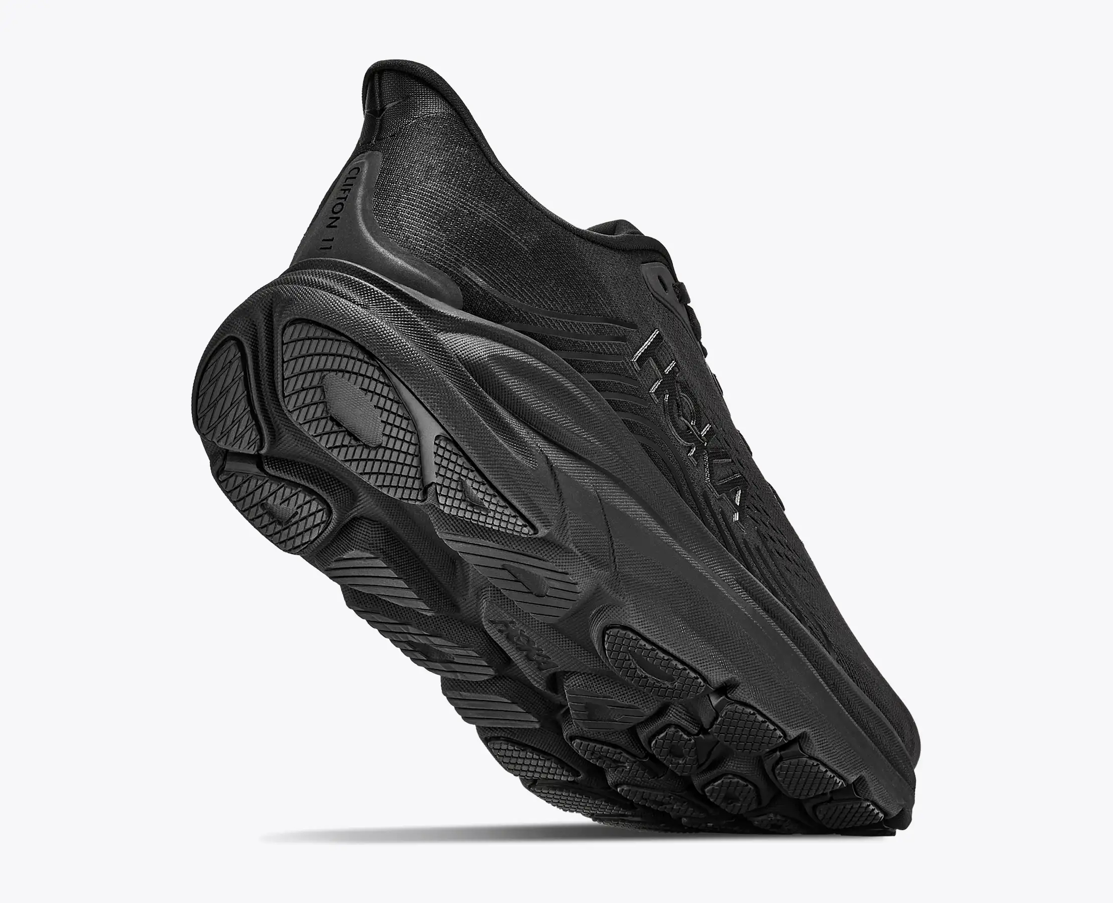 M CLIFTON 11 WIDE BLACK BLACK (3)